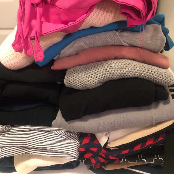 Reseller Bundle // LULULEMON /MALL BRANDS - Picture 9 of 13